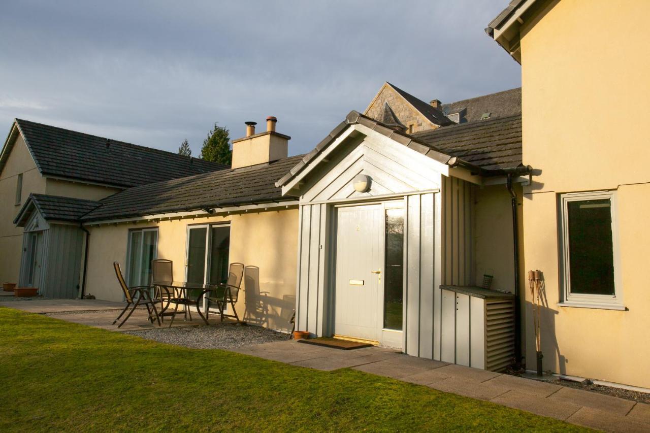 Loch Ness Abbey Cottages Fort Augustus Exterior photo